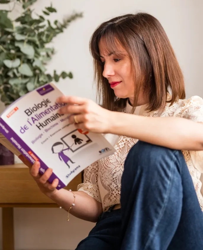 Sophie Rodriguez Naturopathe Lyon spécialisée troubles thyroïdiens et fertilité