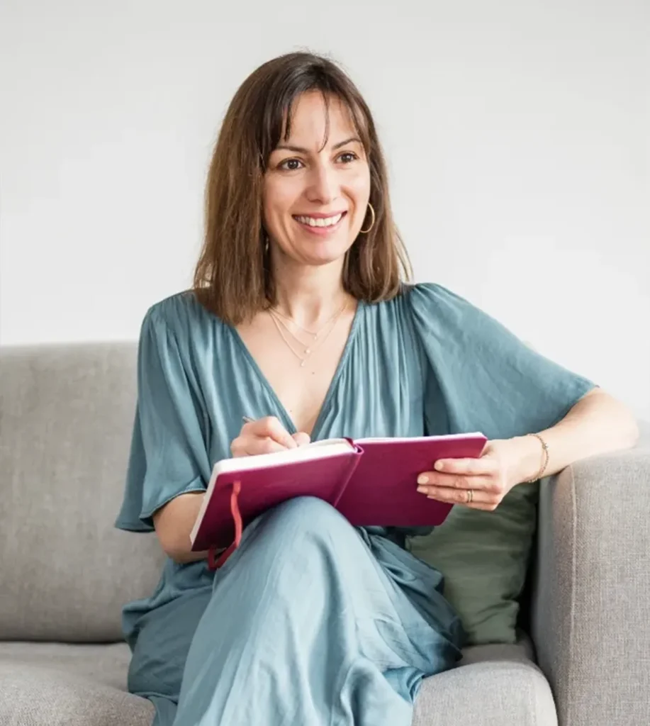 Sophie naturopathe spécialisée en fertilité, en consultation individuelle sur un dossier de fertilité complexe